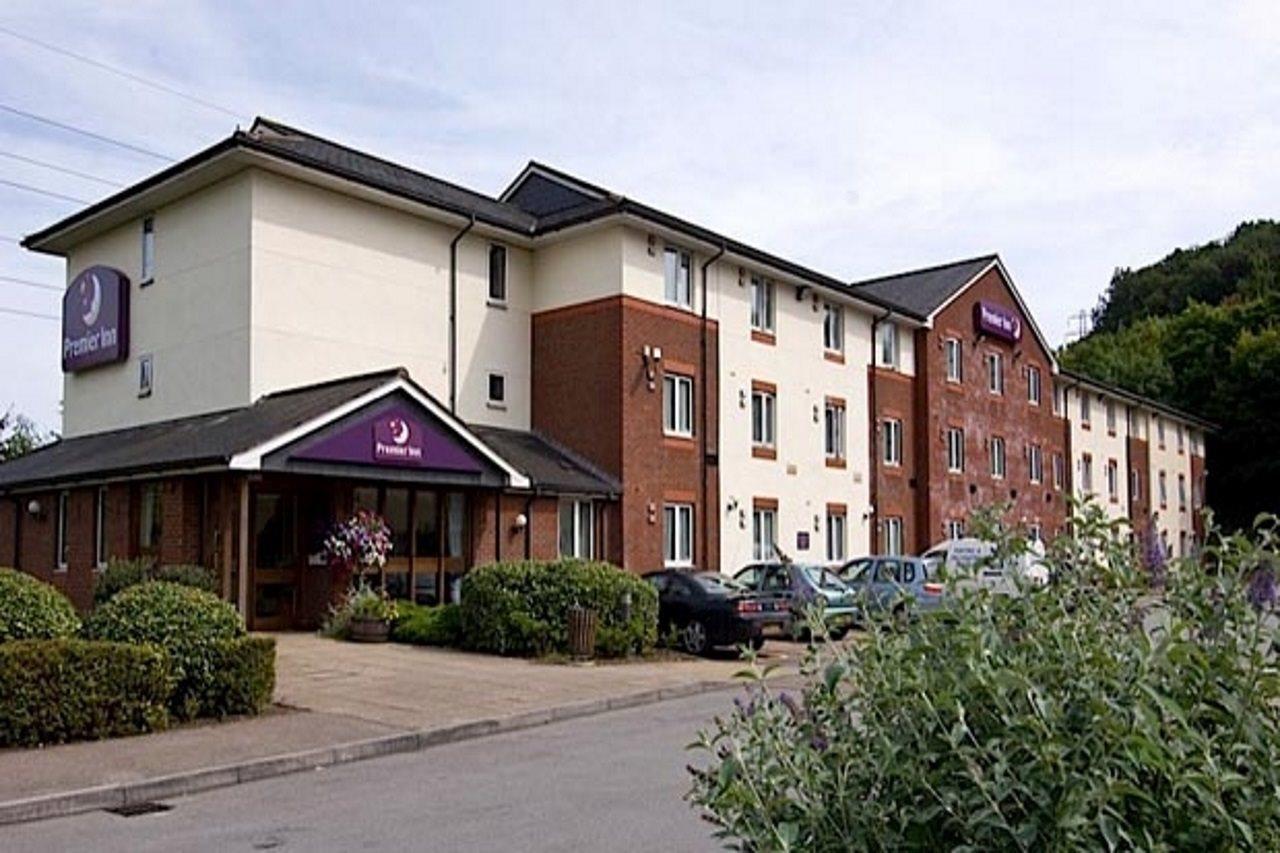 Premier Inn Newport Wales Екстер'єр фото